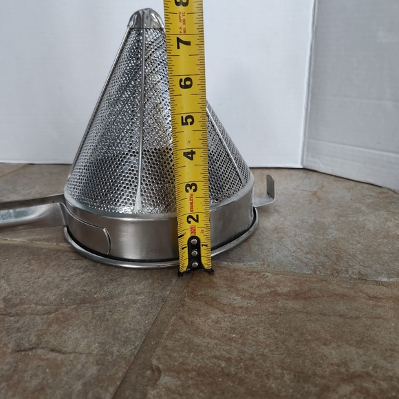 Vintage Adcraft Aluminum Cone Strainer - Picture 11 of 16